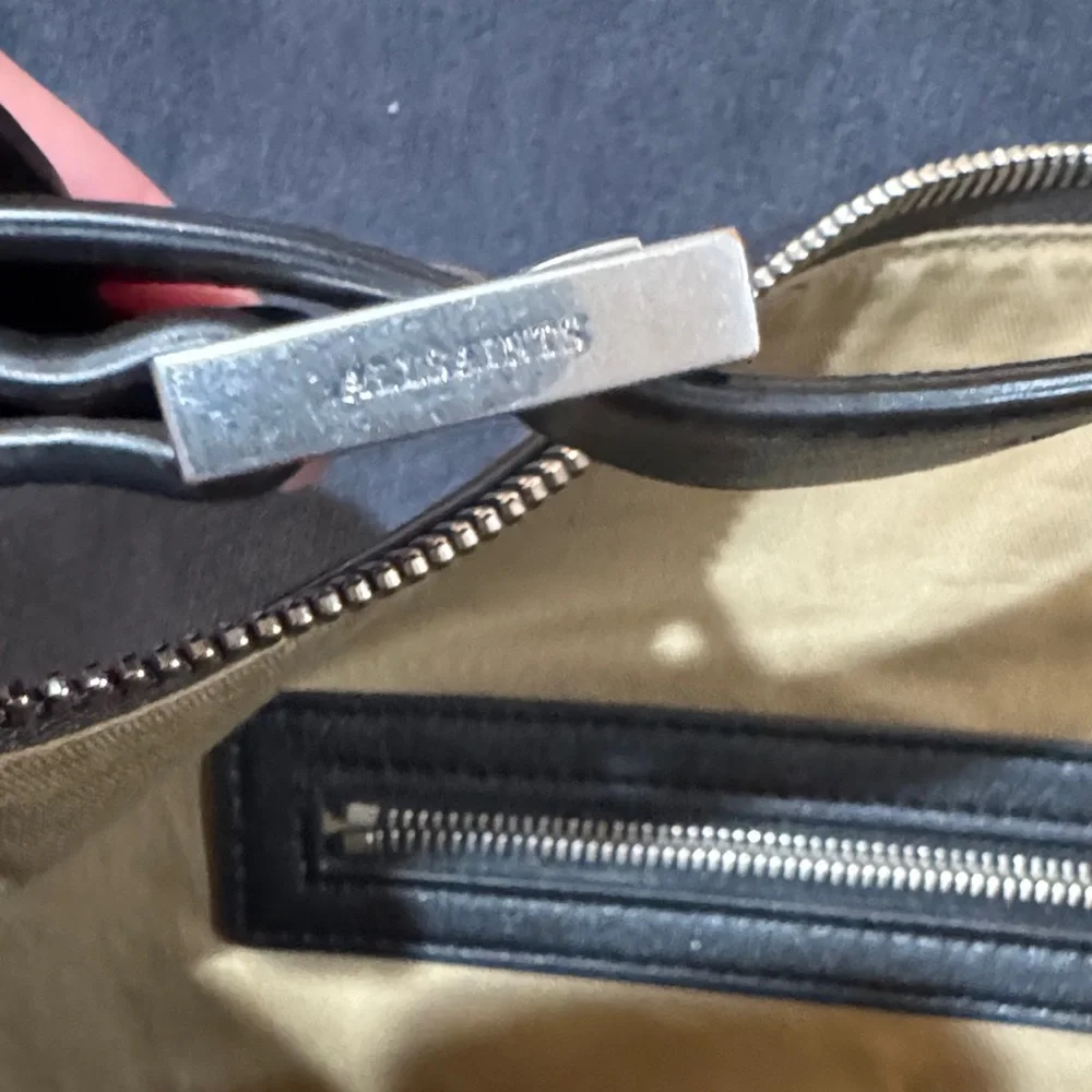 Allsaints Brown Crocodile-Embossed Purse with adjustable Shoulder Strap - Picture 3 of 6